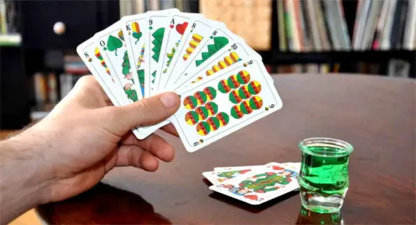 The best 5 card drinking games 