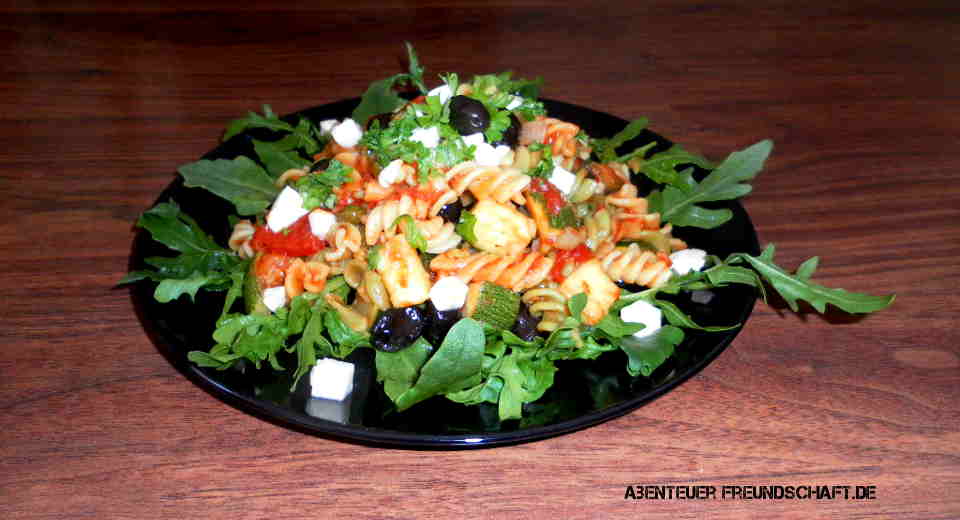 Quick skillet pasta dishes like this spicy vegetarian pasta dish are perfect for summer