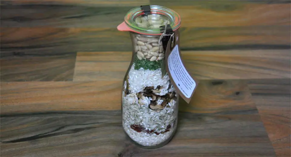 Make your own Risotto in a jar gift with long-life ingredients 