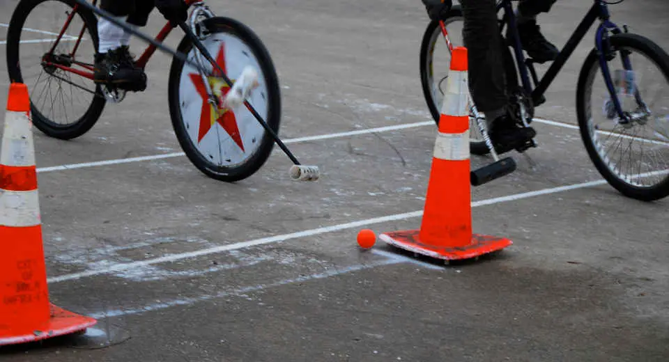 The rules for how to play bike polo
