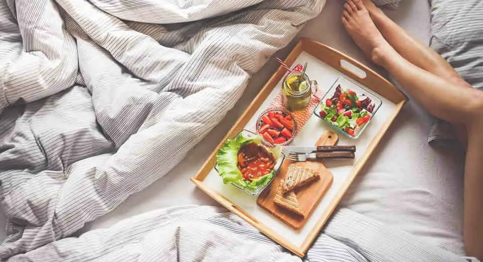 Romantische Ideen für zuhause - 5 kulinarische Tipps, wie die Liebe durch den Magen geht.