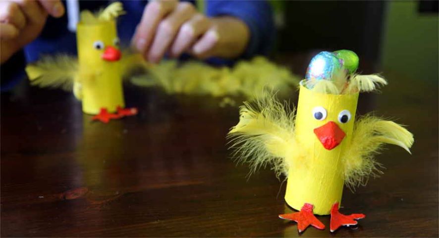 Toilet roll chick craft