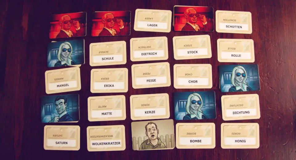 In the Codenames board game, it is important to contact as many of your own agents as possible at once