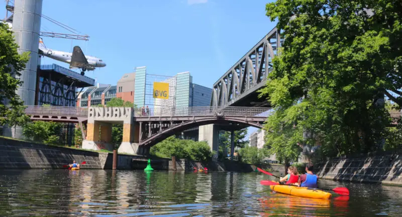 Canoe Tour through West Berlin - German Museum of Technology 