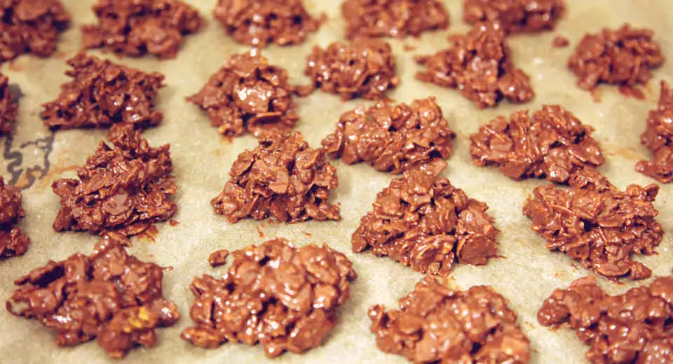 Chocolate Crossies drop as heaps onto baking paper