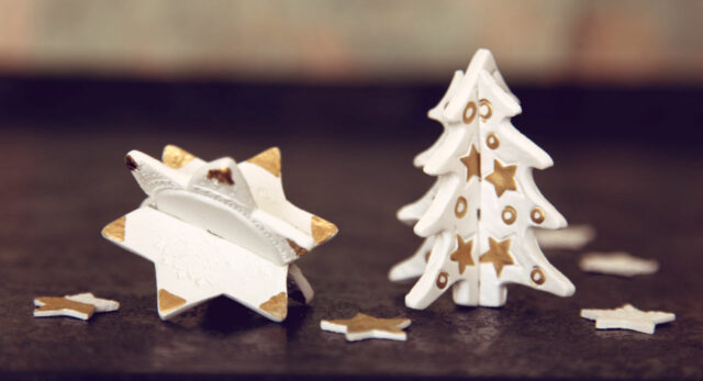 Weihnachtsstern und 3D Christbaum als Weihnachtsdeko aus Modelliermasse mit der Schritt für Schritt Anleitung nachbasteln
