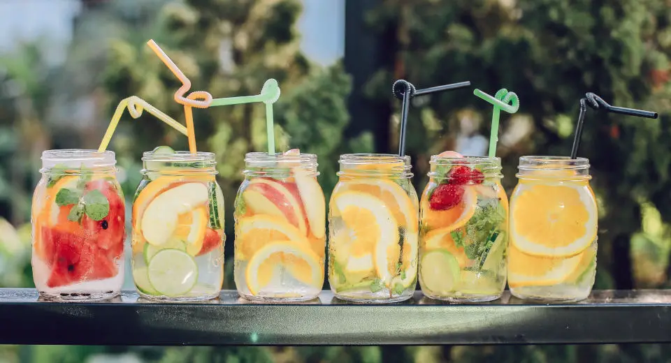 "This pool party ideas for adults includes delicious drinks"