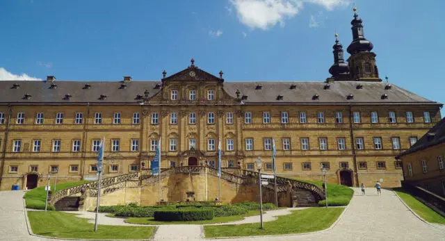 "Das Kloster Banz gehört zu den schönsten Bamberg-Sehenswürdigkeiten."