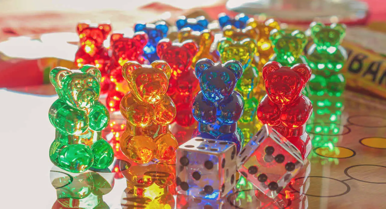 The best dice games for kids from 3 years and from 8 years with high replay appeal 