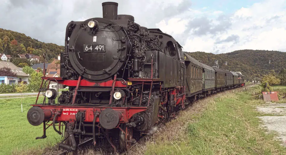 "One of the most recommended excursion destinations in Franconian Switzerland is a ride on the steam locomotive"
